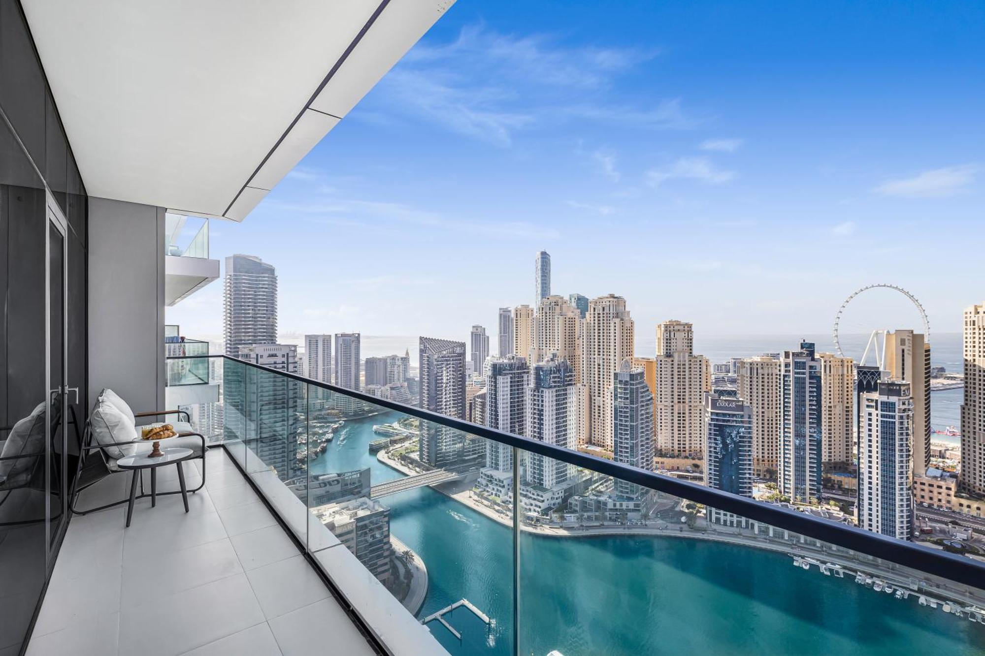Eden's Homes & - Vida Marina Residences Appartement
